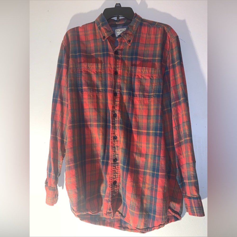 L.L. Bean Red/Green Plaid Button Down Men’s Size L-Tall